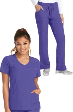 Skechers Women's Reliance Solid Scrub Top & Cargo Scrub Pant Set