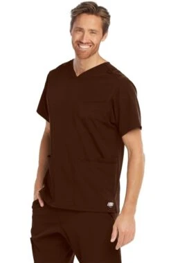 Skechers Clearance Men's Aspire V-Neck Solid Scrub Top