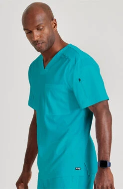 Men's Murphy V-Neck Scrub Top & Jogger Scrub Pant Set 2 Men's Murphy V-Neck Scrub Top & Jogger Scrub Pant Set -Medical Clothing Store 3 bc 34set 650