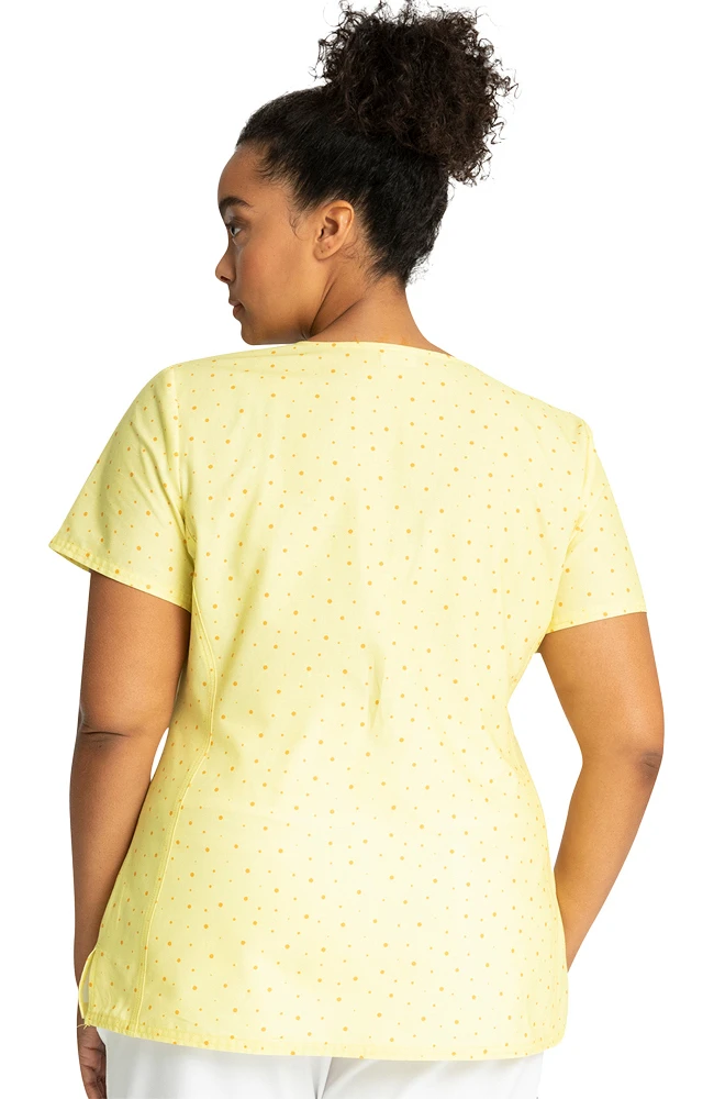 Clearance Women's Under The Rainbow Print Scrub Top Cherokee Clearance Women's Under The Rainbow Print Scrub Top -Medical Clothing Store 3 ck tf772 printclearance 650