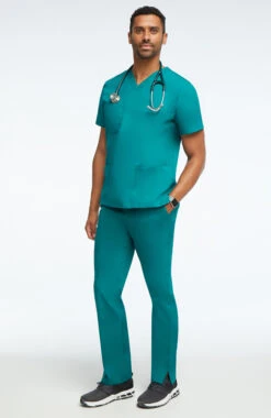 Unisex 3 Pocket Solid Scrub Top & 5 Pocket Cargo Scrub Pant 4 Unisex 3 Pocket Solid Scrub Top & 5 Pocket Cargo Scrub Pant -Medical Clothing Store 5 ah b10set 650