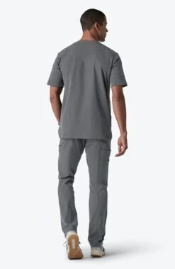 Men's Realm V-Neck Scrub Top 4 Men's Realm V-Neck Scrub Top -Medical Clothing Store 5 md et22115 650