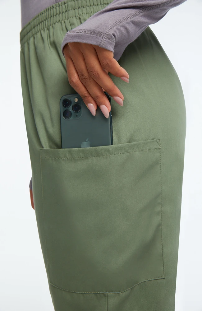 Clearance Women's Scrubs Elastic Waist Utility Scrub Pants Clearance Women's Scrubs Elastic Waist Utility Scrub Pants -Medical Clothing Store 6 ck 4200 clearance 650