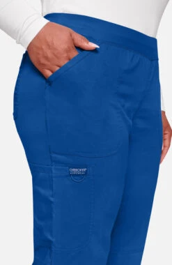 Women's V-Neck Solid Scrub Top & Elastic Waistband Scrub Pant -Medical Clothing Store 7 ck wwset03 650